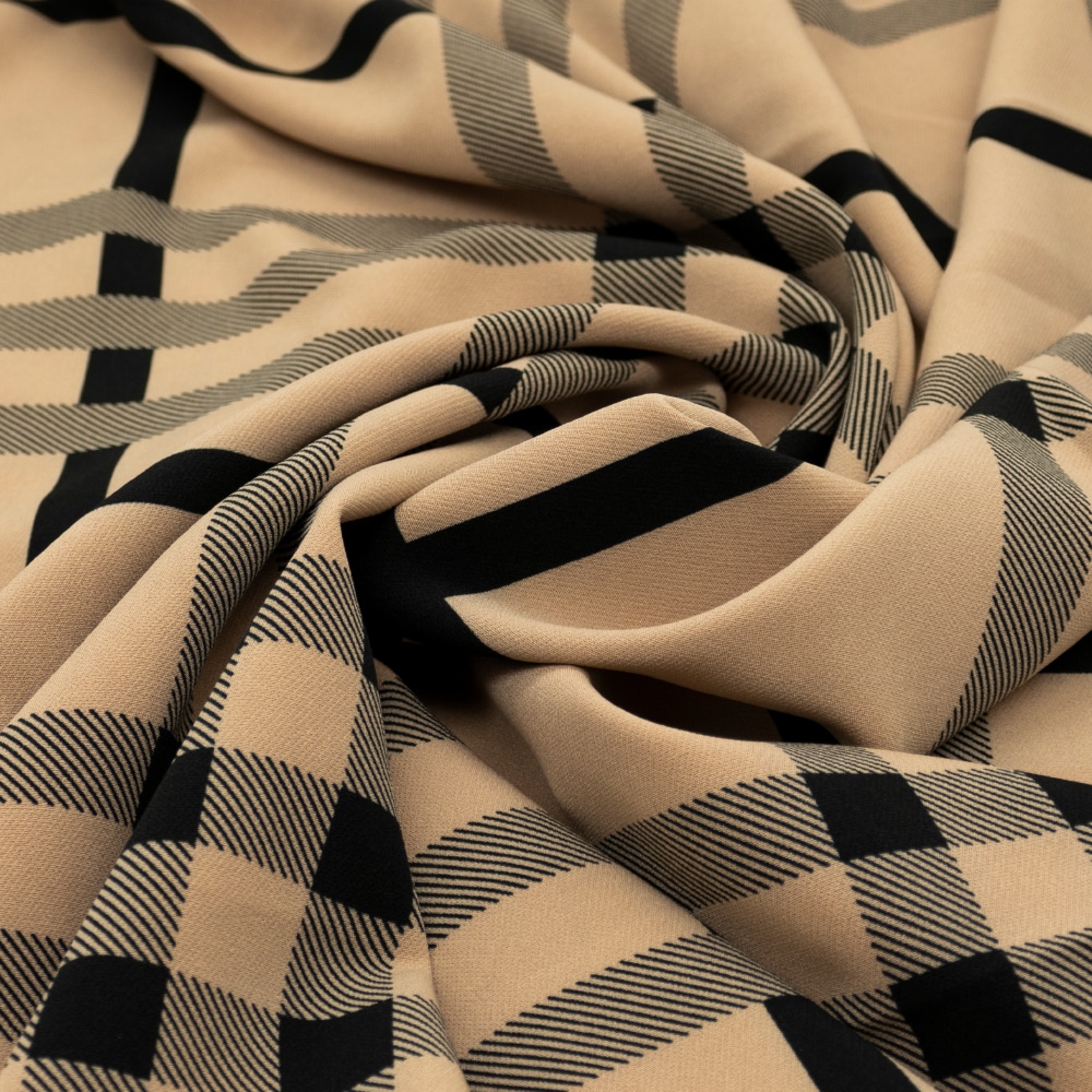 E26 BEJCARO2 1000x1000 1